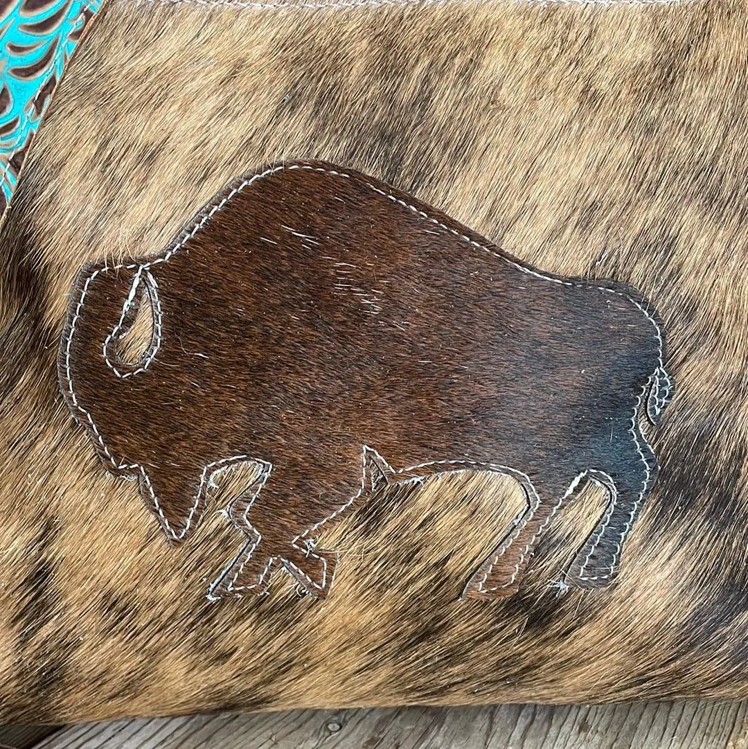 010 Maren - Brindle w/ Buffalo Design