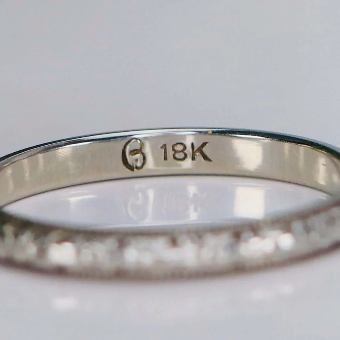 18k white gold orange blossom patterned band