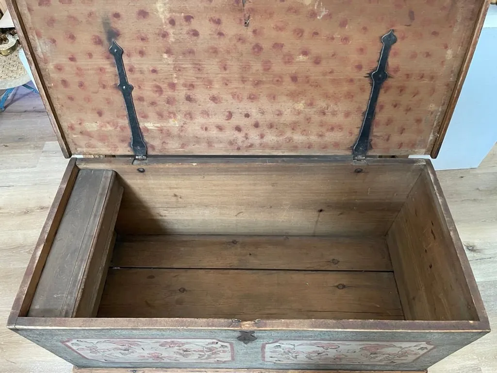 18th Century Polychrome Floral Painted Pennsylvania Blanket Chest