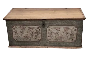 18th Century Polychrome Floral Painted Pennsylvania Blanket Chest