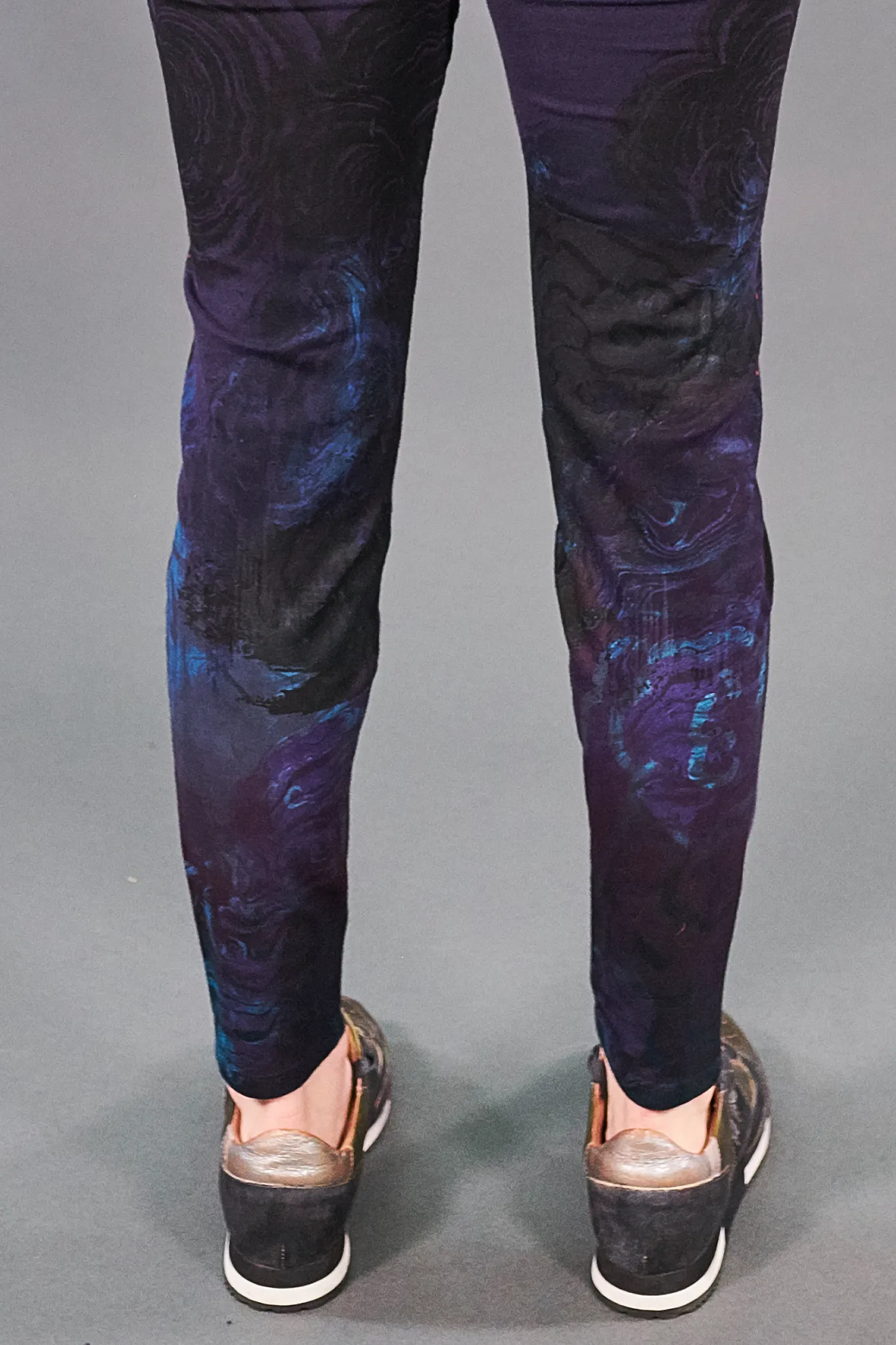 3136 Lightweight Legging-Pandora-P