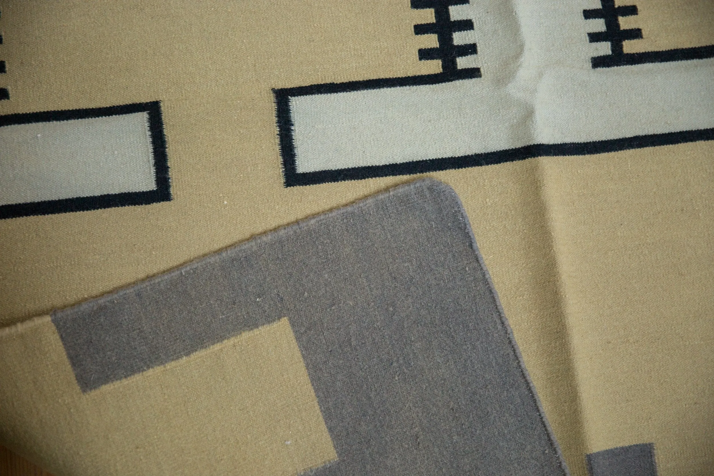 9.5x12 Vintage Contemporary Kilim Carpet