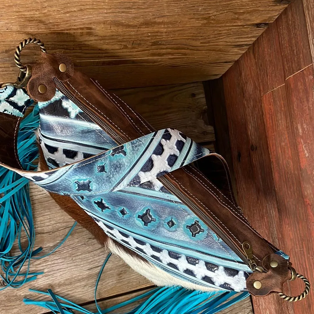 Annie - Tricolor w/ Glacier Park Navajo