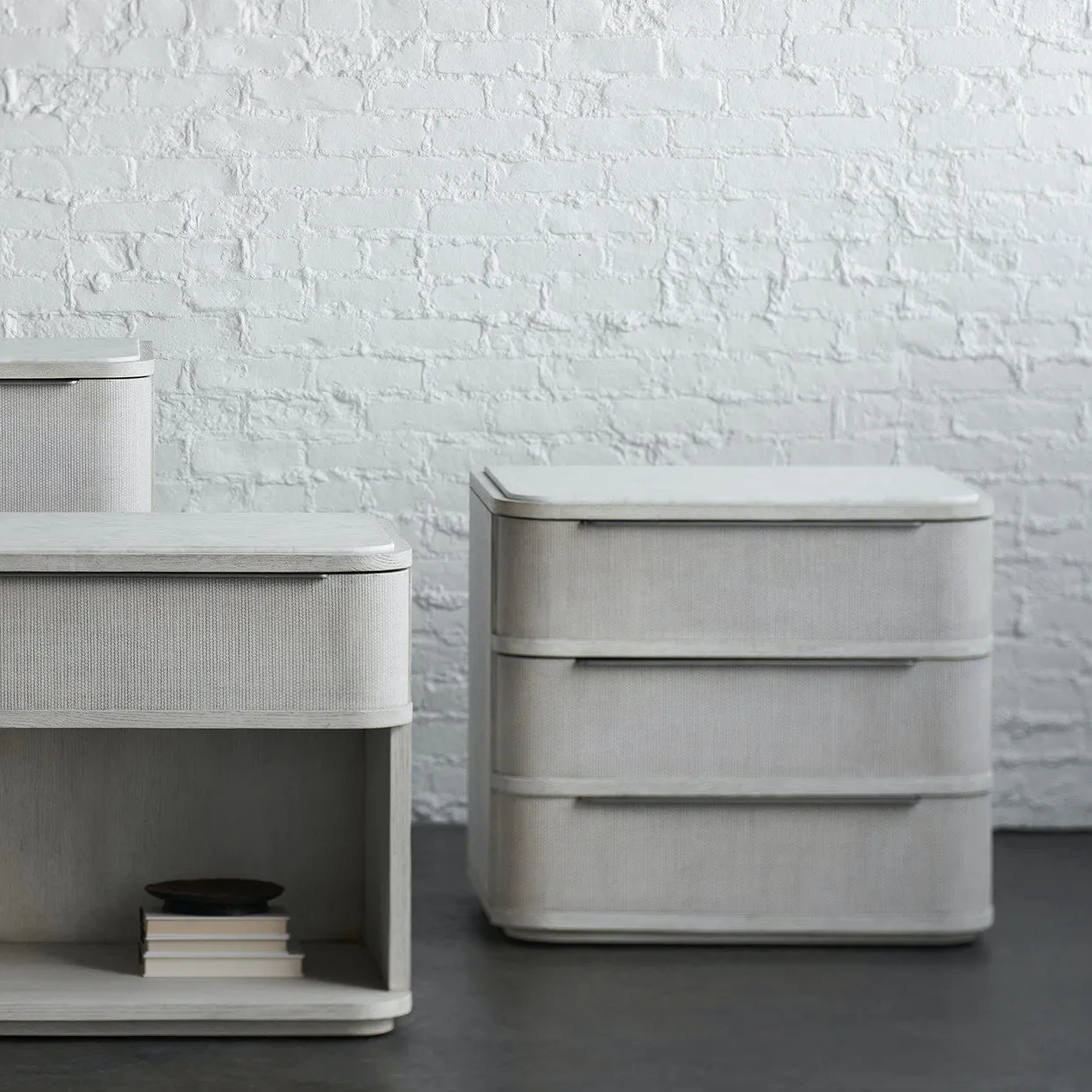 Argento Chest