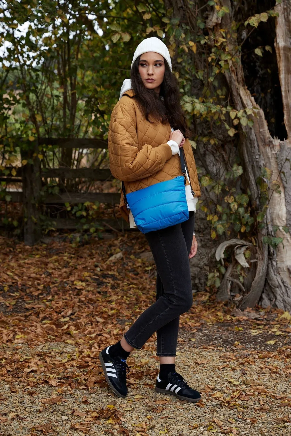 BASE Stash Base Crossbody - Bleu
