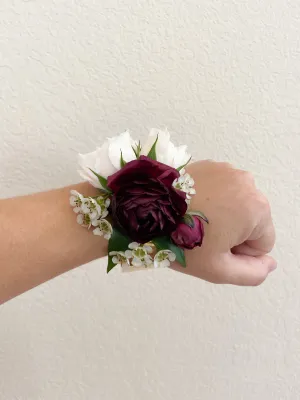 Berry Jewel: Corsage