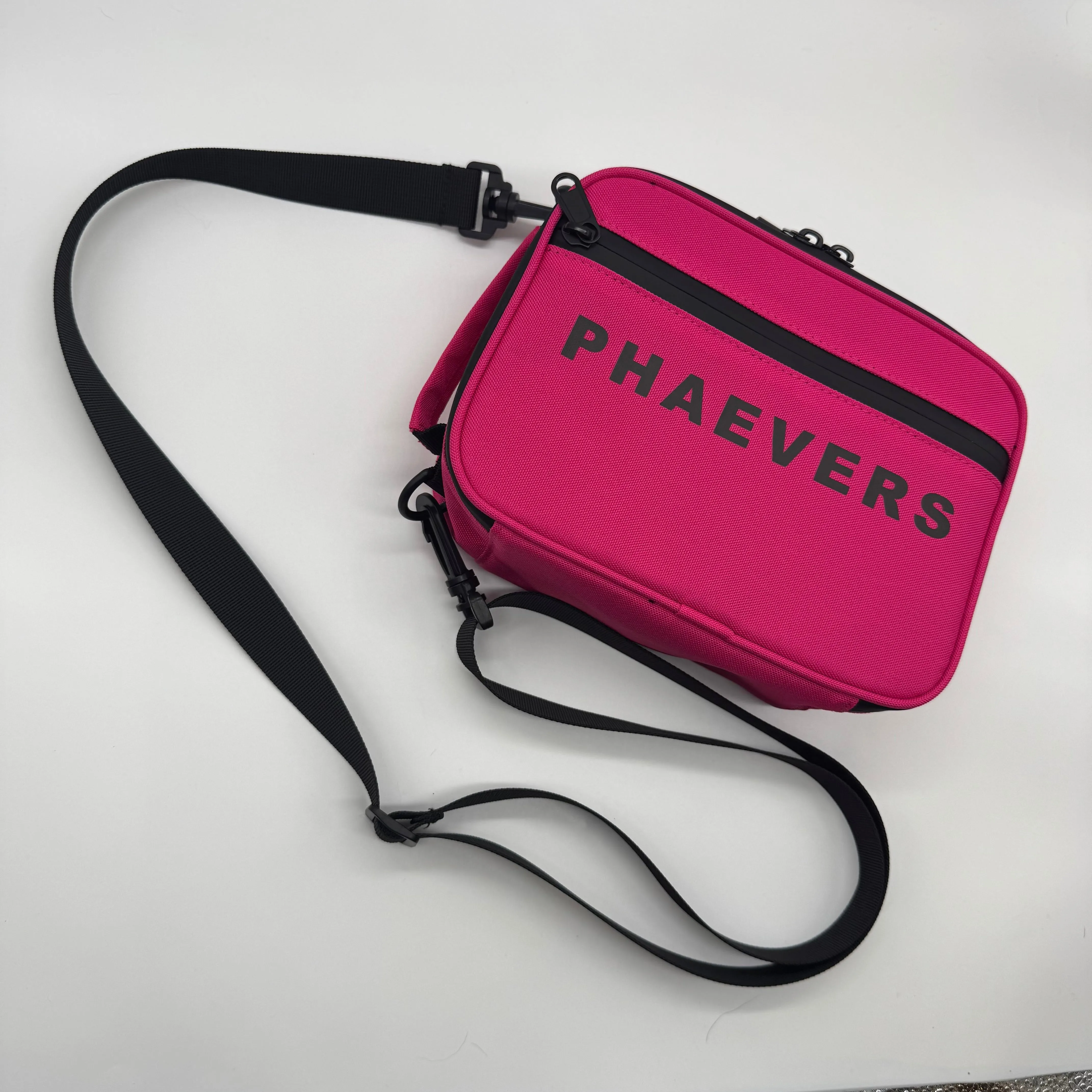 BRZE | Lockable Smell Proof Bags with Removable Shoulder Strap