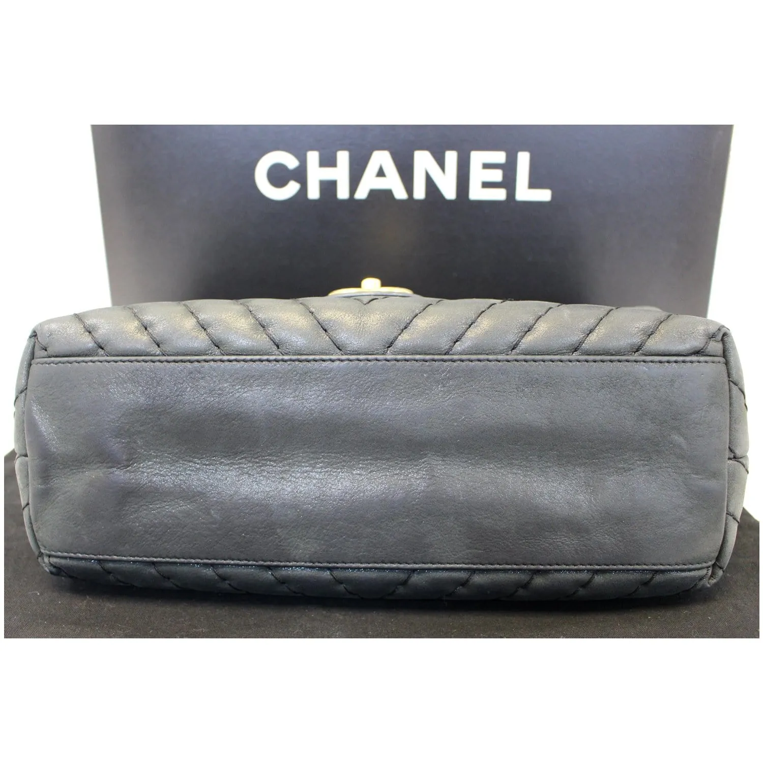 CHANEL Iridescent Calfskin Surpique Chevron Large Classic Flap Bag - Sale