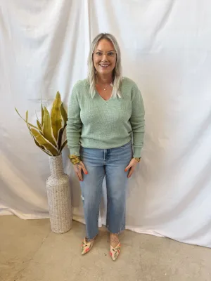 Cool Lightweight V Neck Sweater-Capri