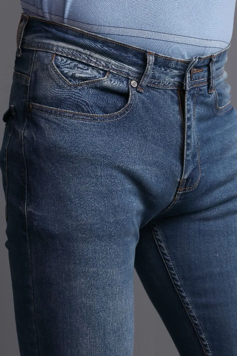 DARK WASH JEANS