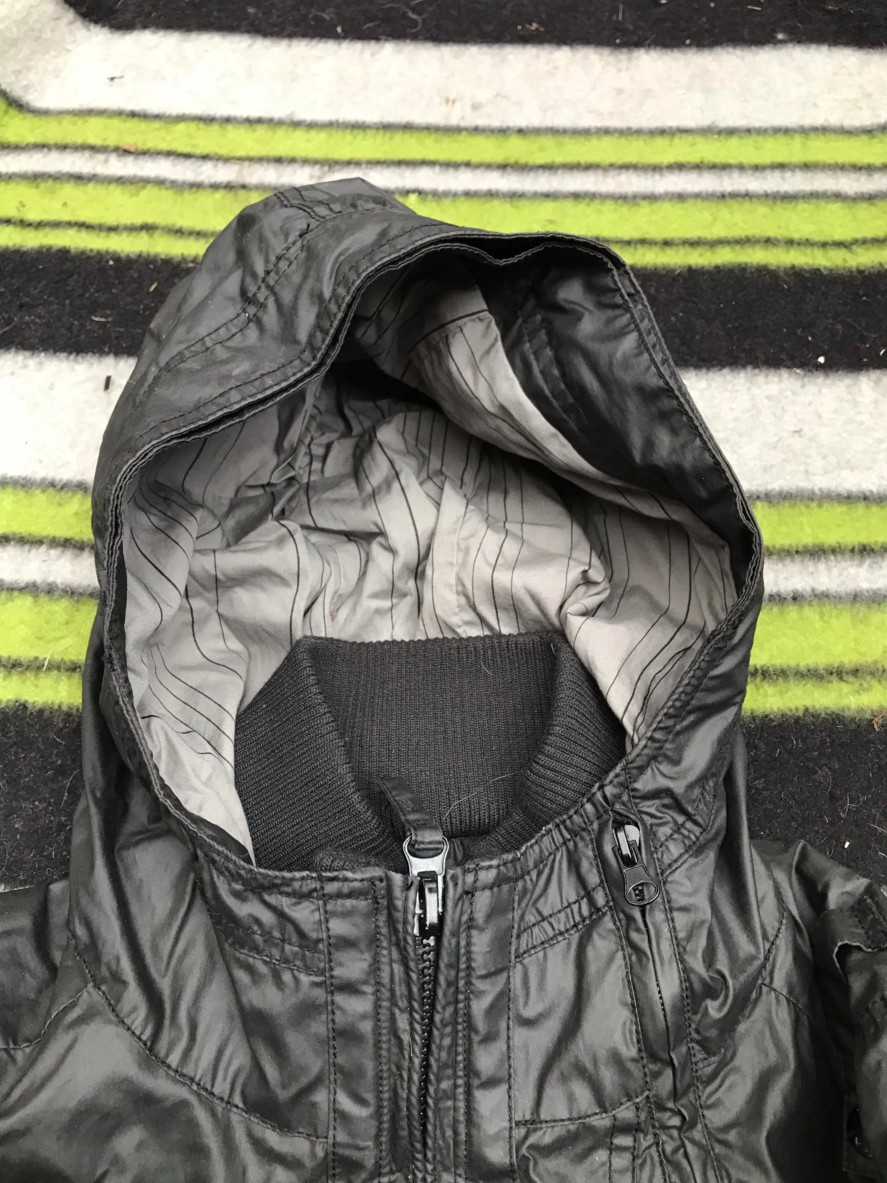 duck and cover black XL waterproof coat FREE POSTAGE