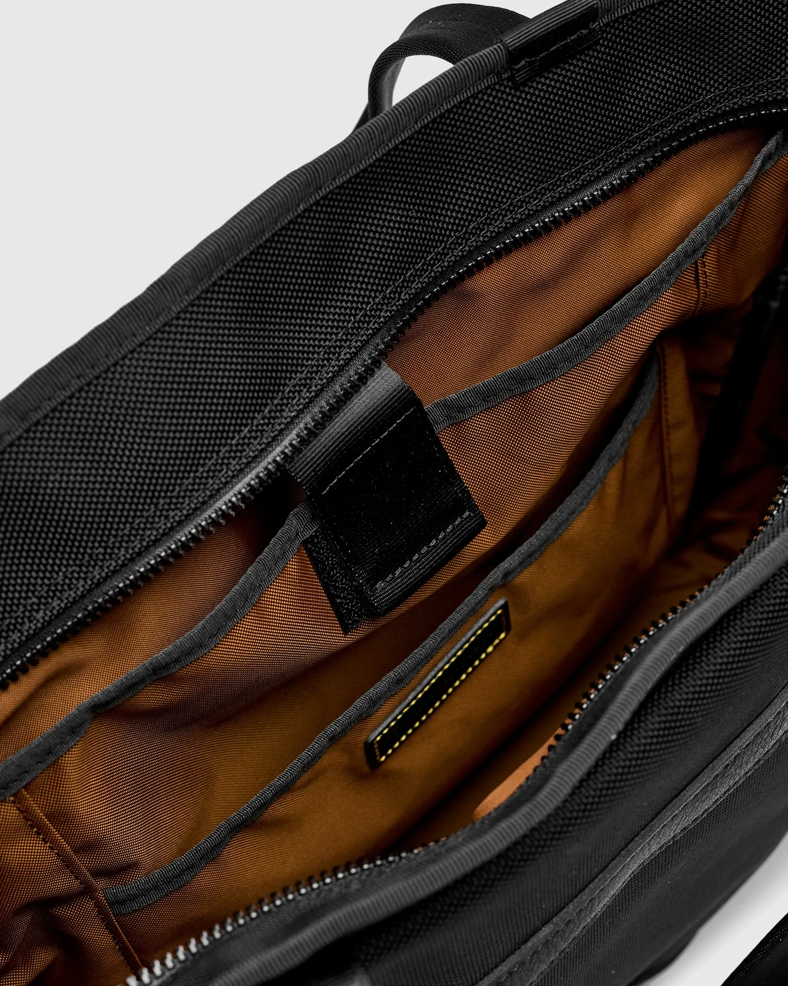 Explorer 2-Way Tote Bag in Black