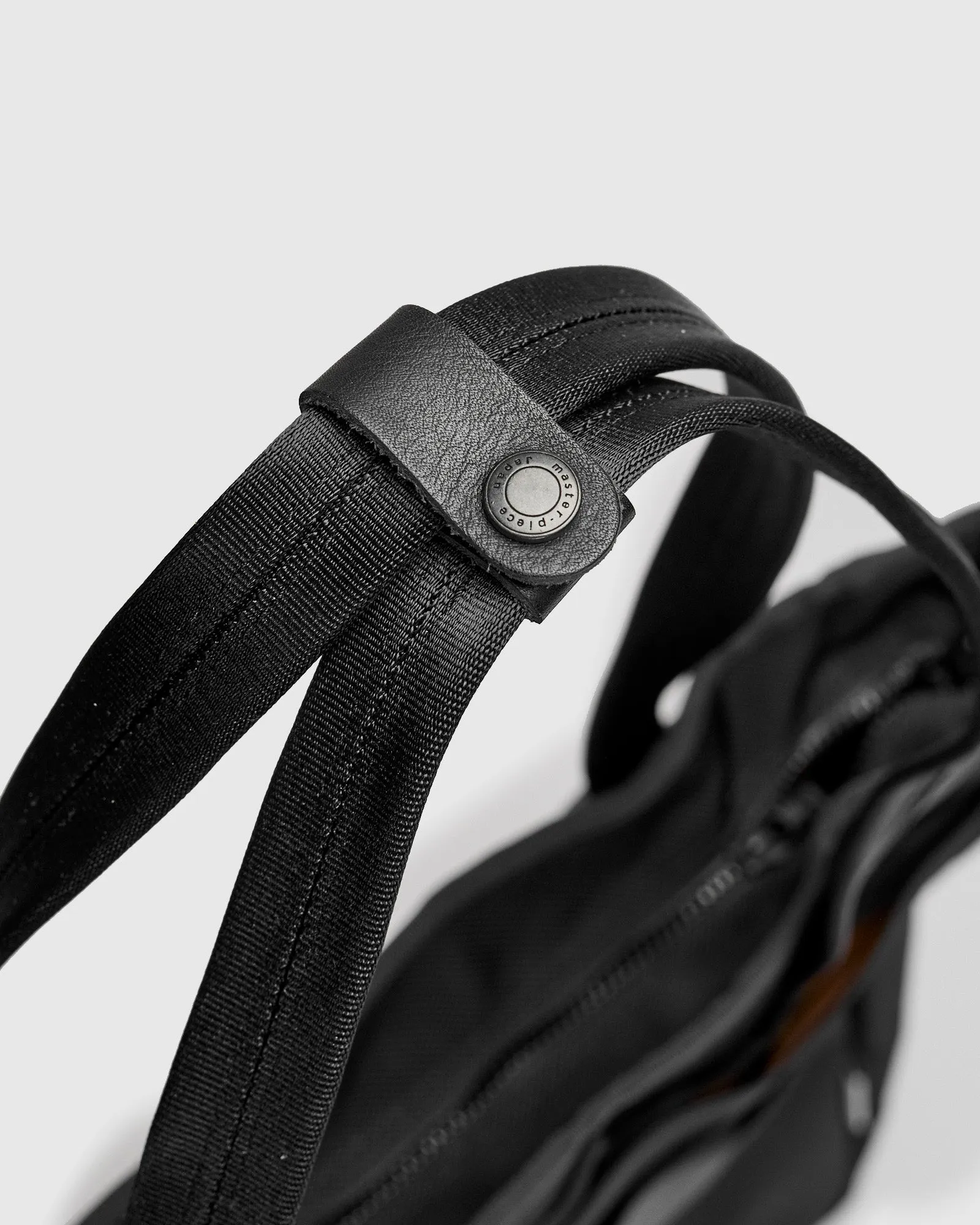 Explorer 2-Way Tote Bag in Black