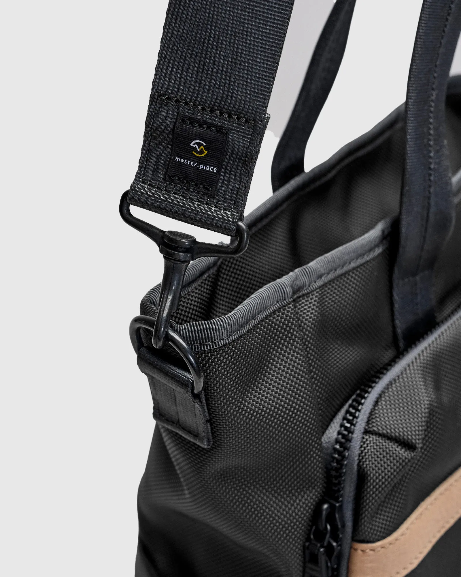 Explorer 2-Way Tote Bag in Grey