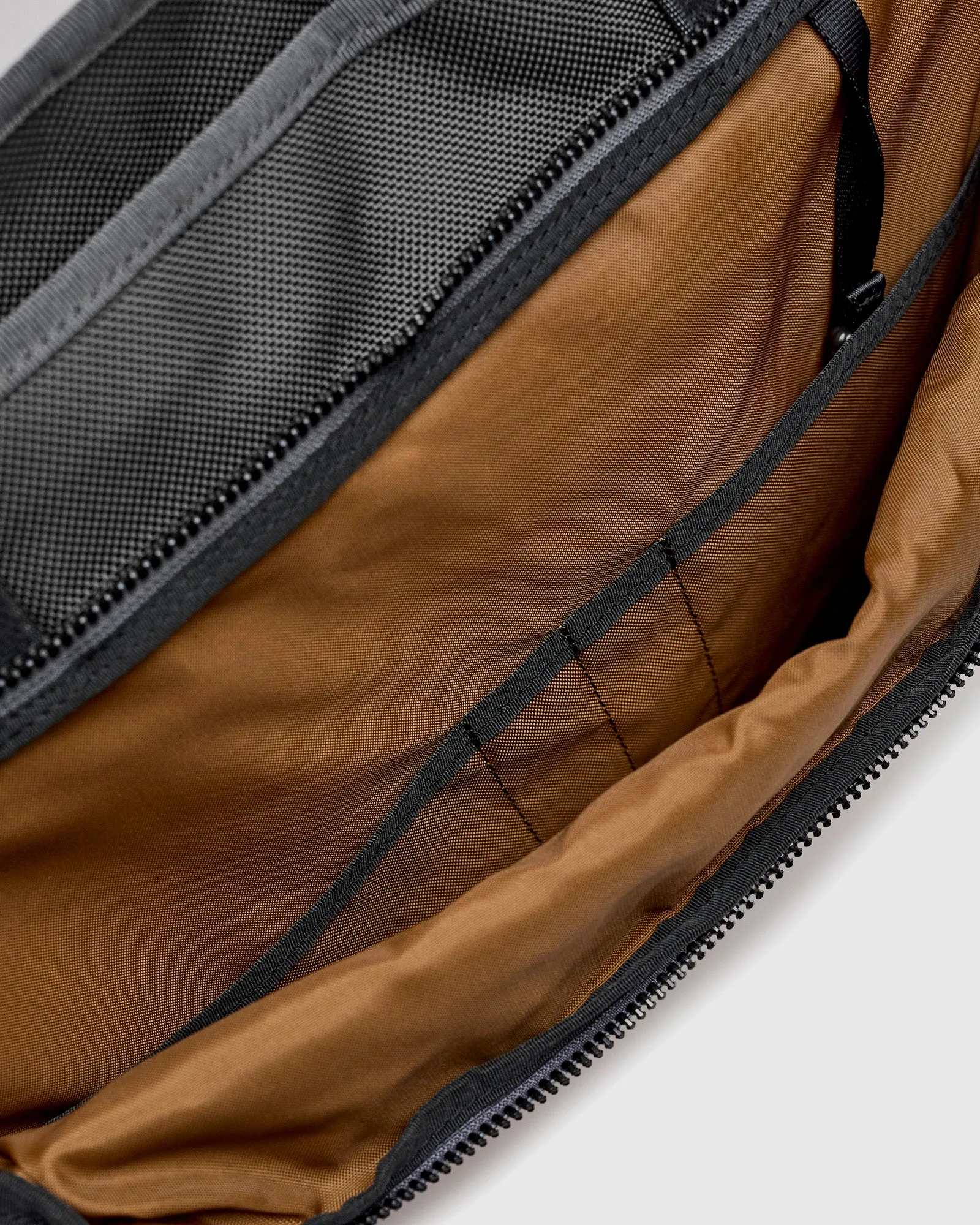 Explorer 2-Way Tote Bag in Grey