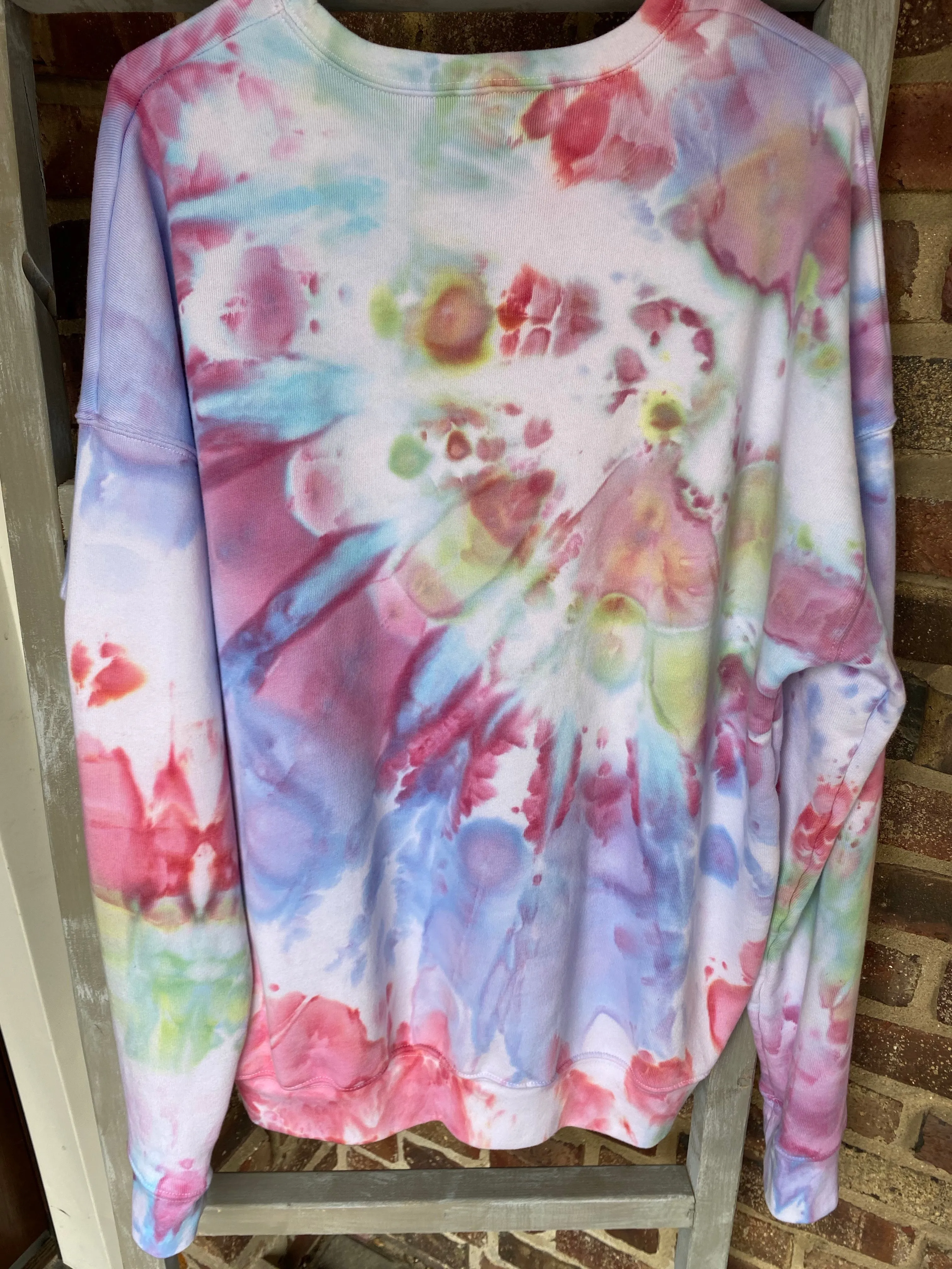 EXTRA LARGE Lightweight Crewneck Spring Sweatshirt
