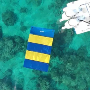 Floating Mat with Detachable Mats (300 x 180 CM)