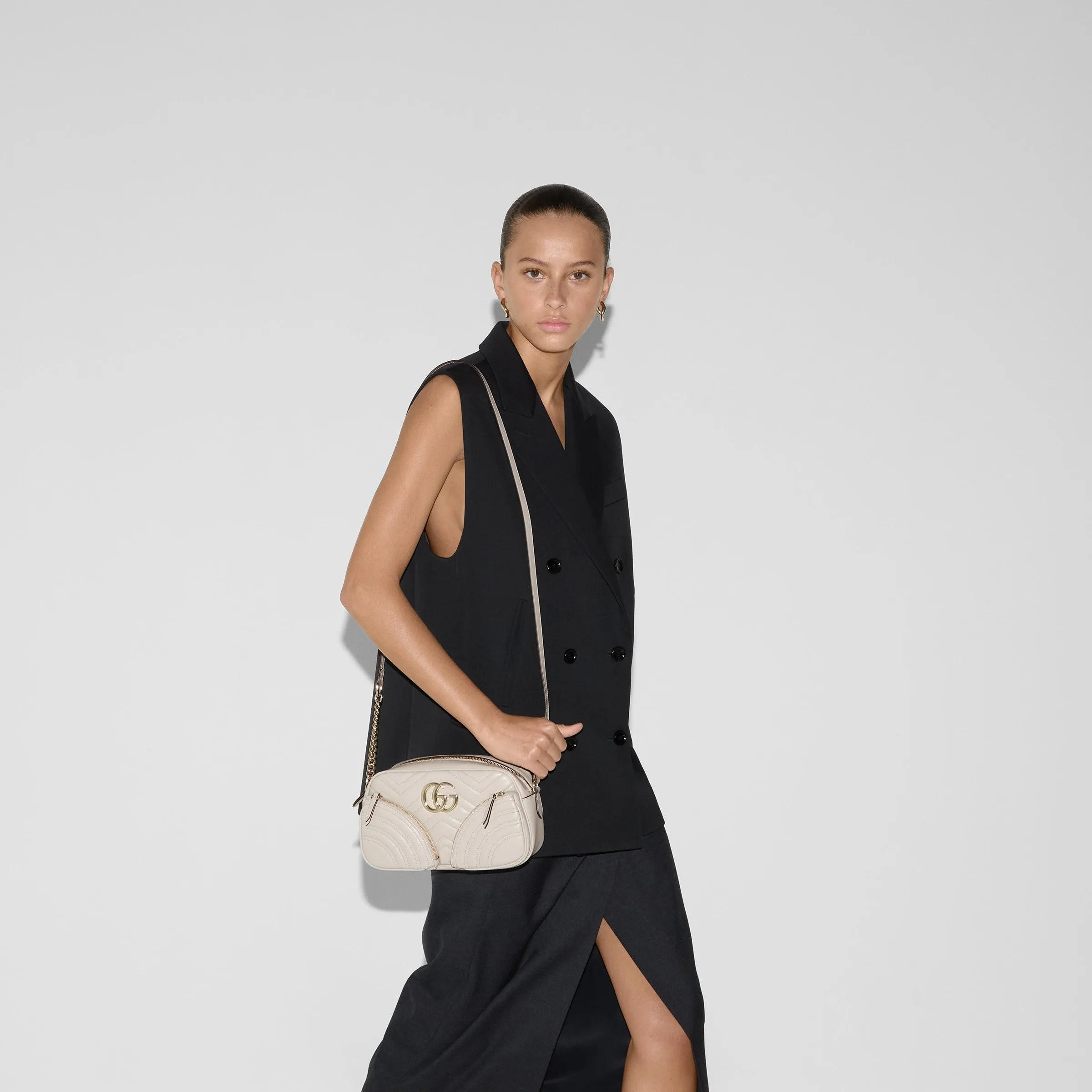 GG Marmont Small Shoulder Bag