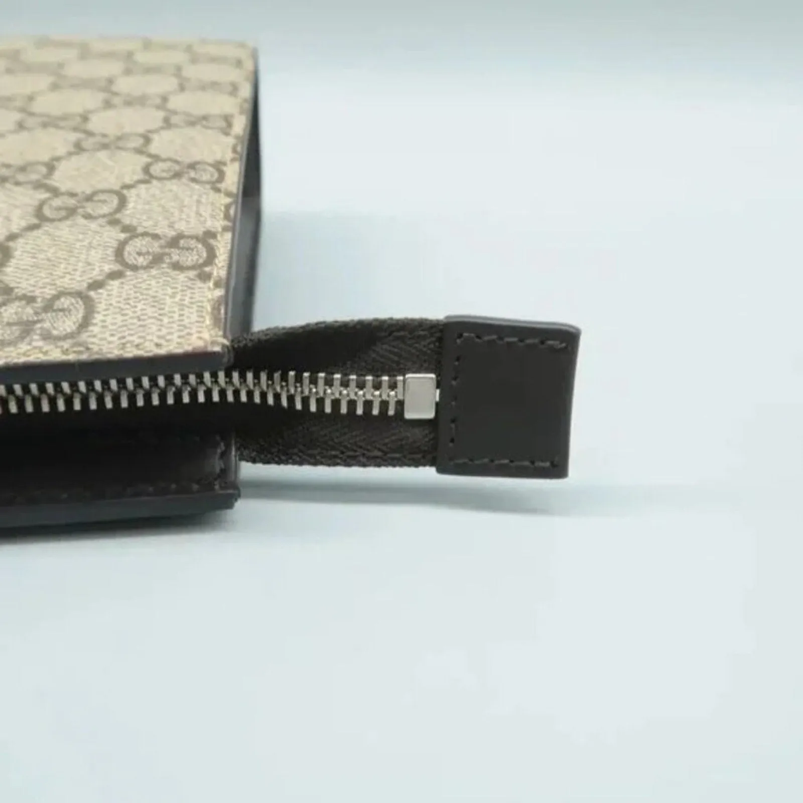 GUCCI Brown GG Canvas Clutch Bag
