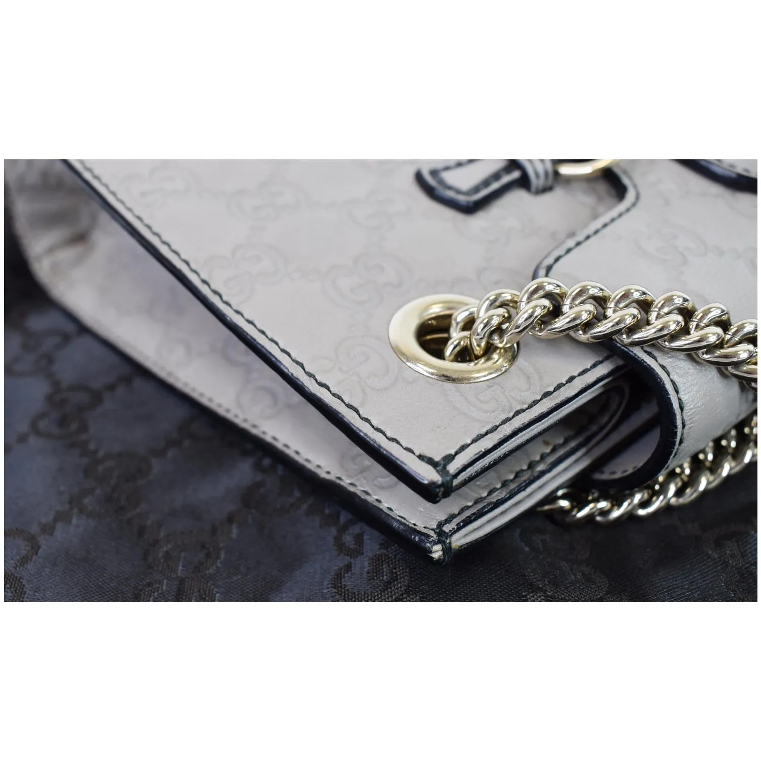GUCCI Emily Guccissima Leather Chain Crossbody Bag Grey 369621