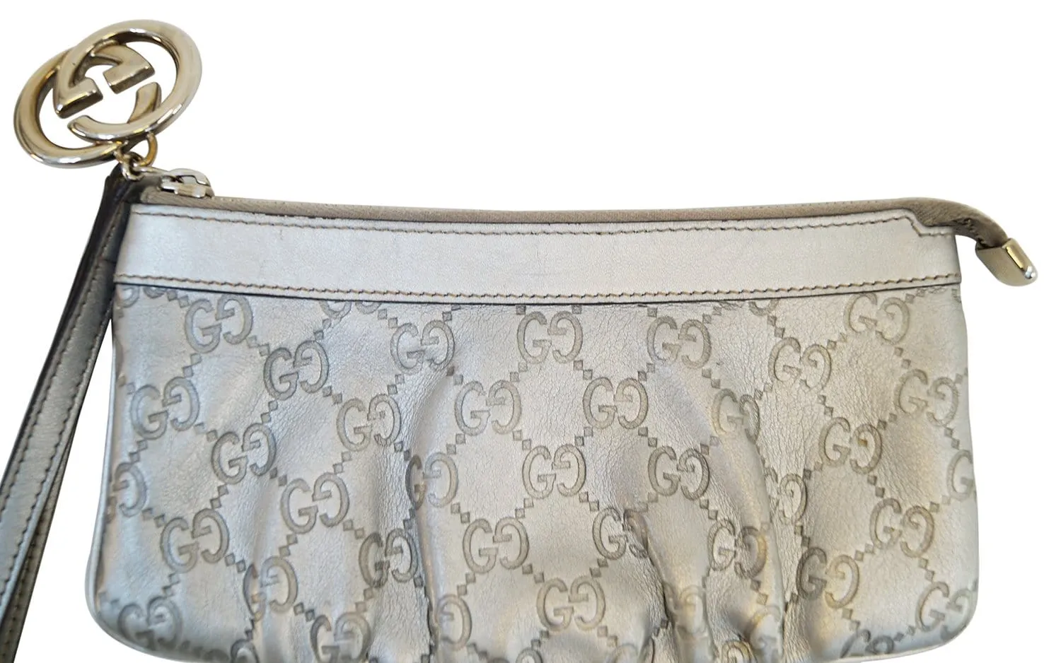 GUCCI Guccissima Interlocking G Wristlet Silver