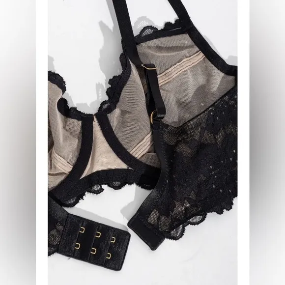 HANRO SoleneLace Underwire Bra