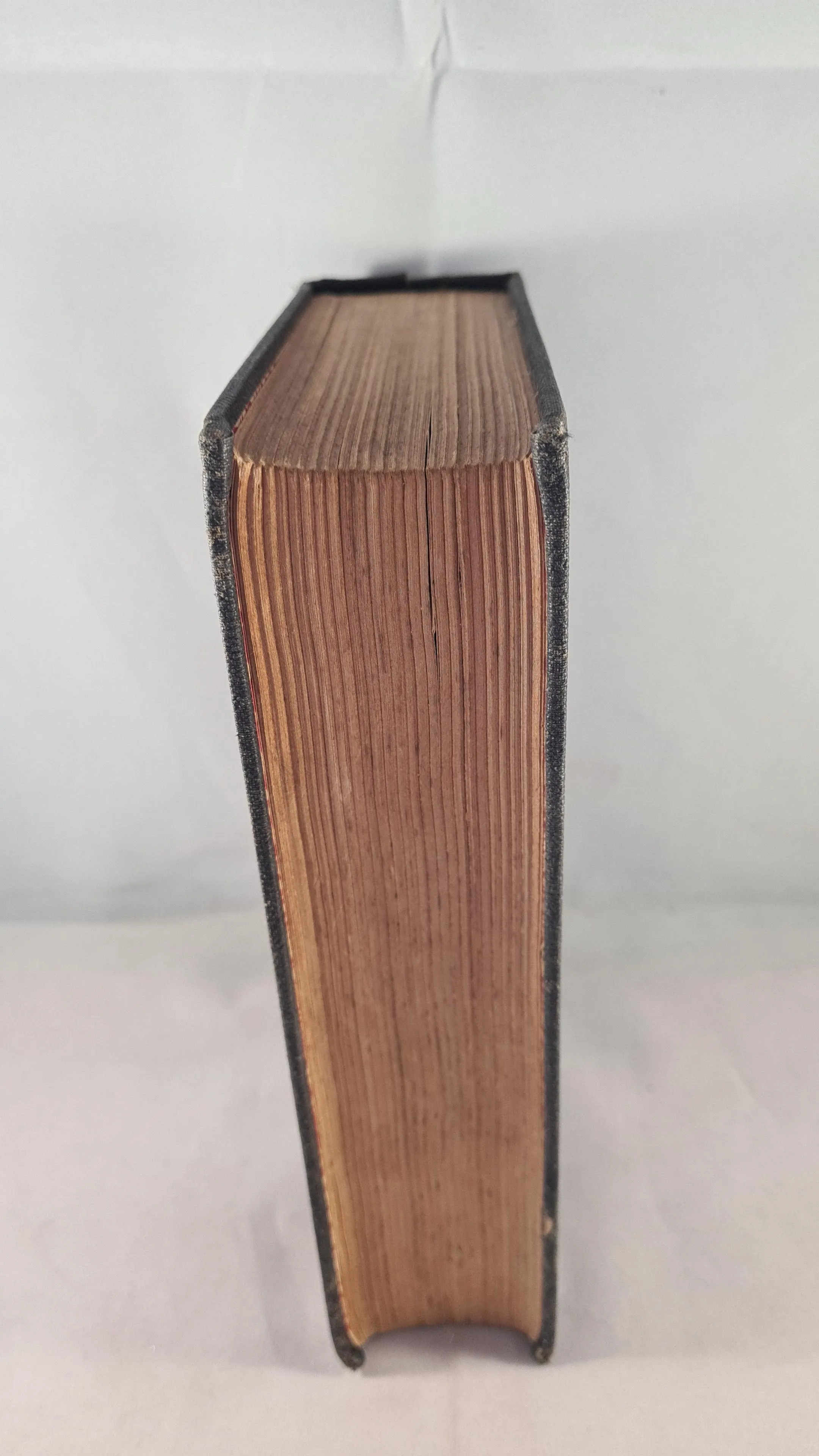 J M Parrish - The Mammoth Book of Thrillers, Ghosts & Mysteries, Odhams, c1939