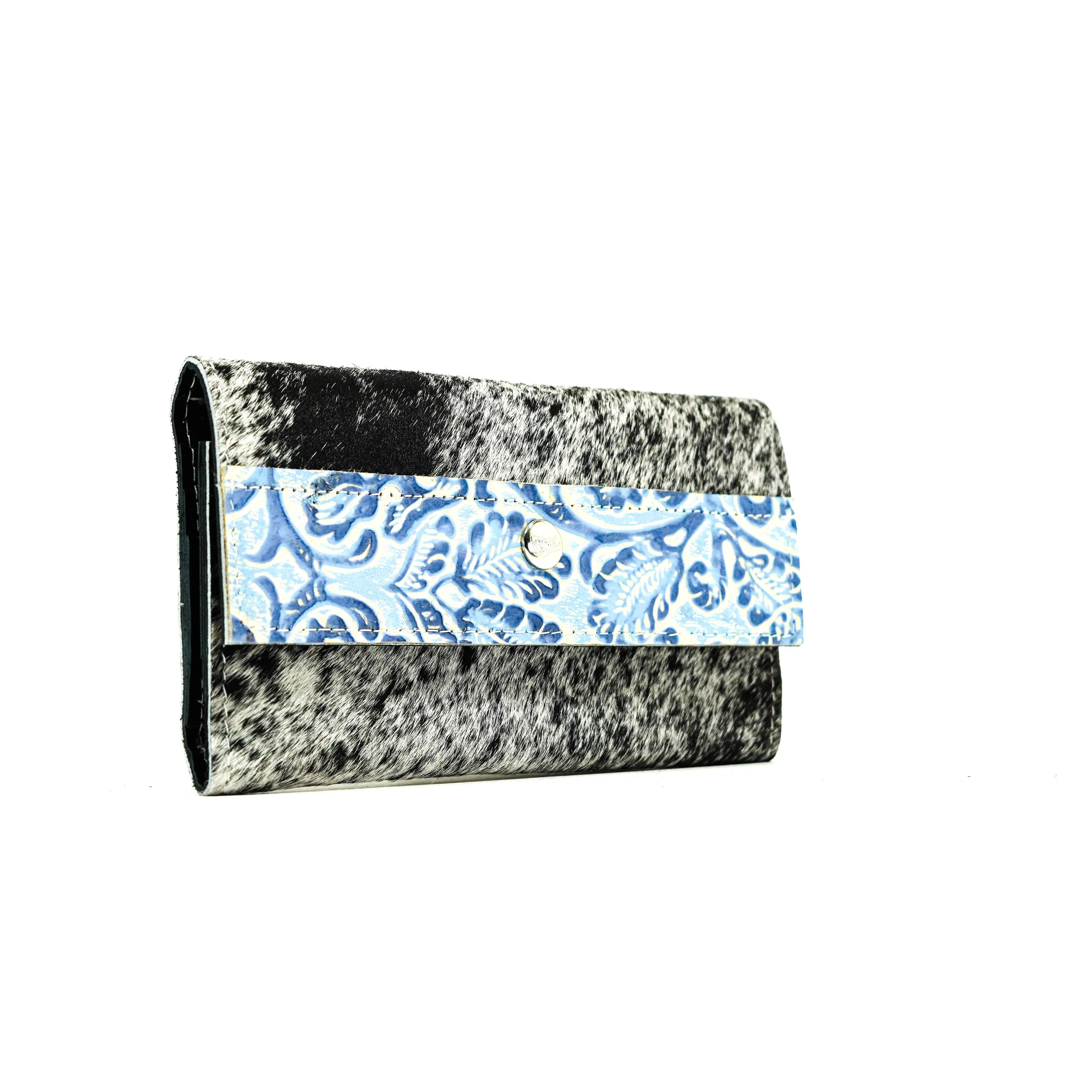 Kacey Wallet - Salt & Pepper w/ Galaxy Tool