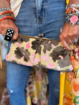 Kate Clutch Purse in Grenidine Lily