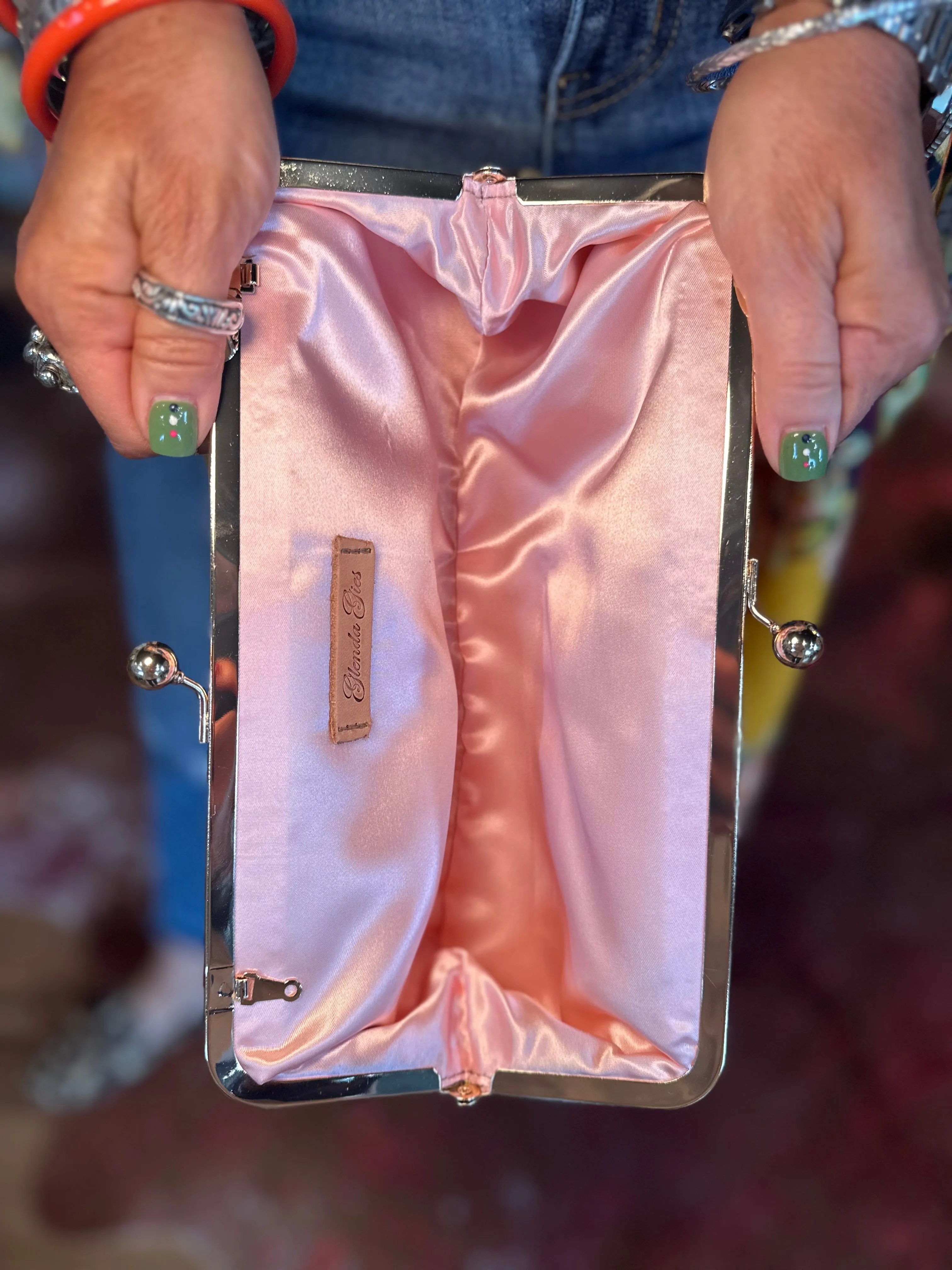 Kate Clutch Purse in Grenidine Lily