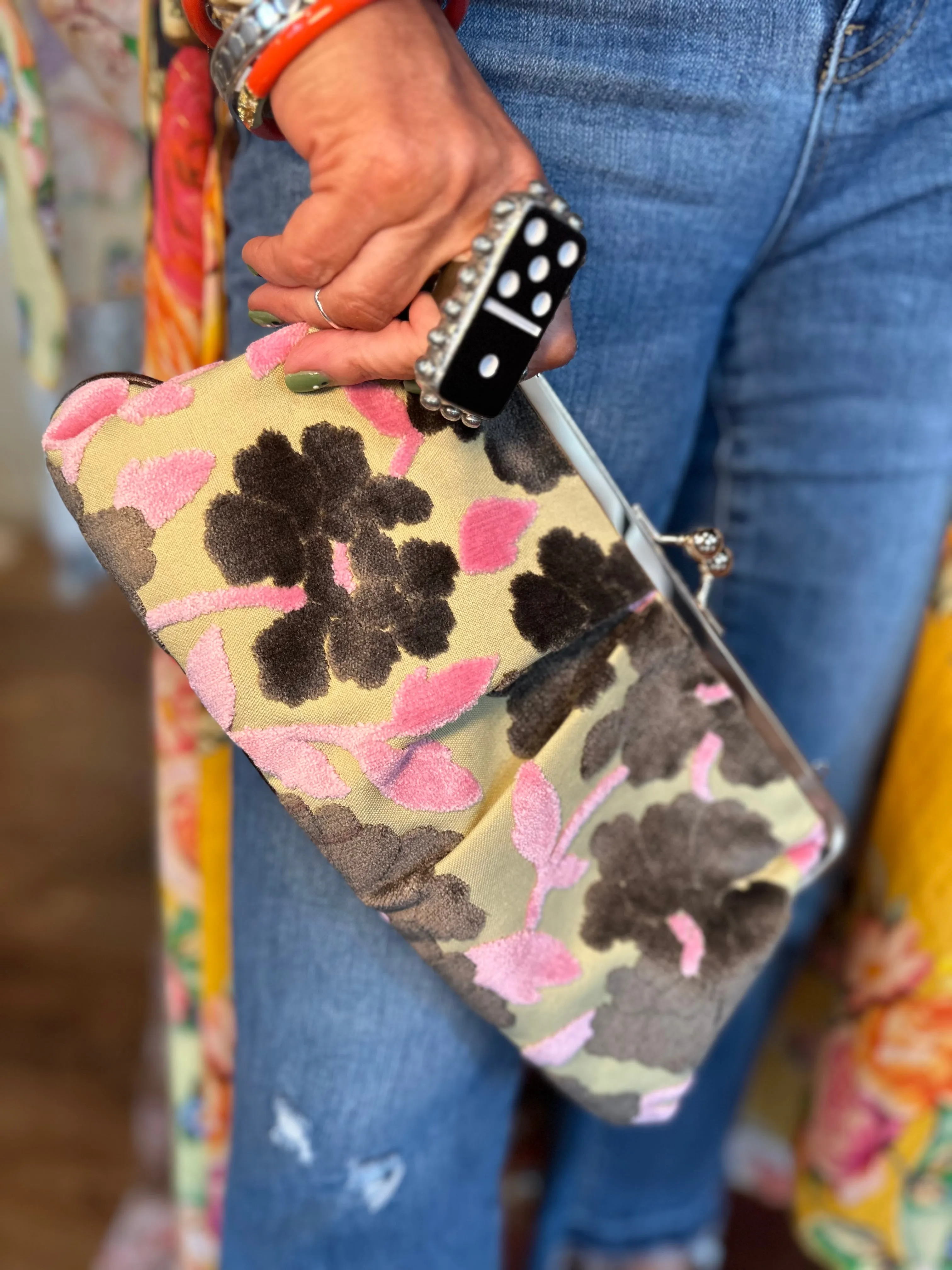 Kate Clutch Purse in Grenidine Lily