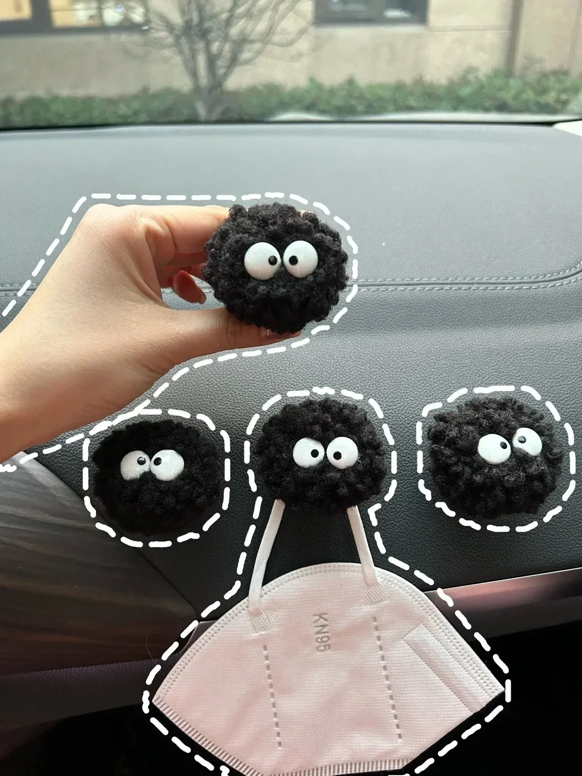 Kawaii Coal Ball Car Seat Back Hook 🌟 Cute Organizer for Food, Handbags & Clothes 🎀 Adorable Car Decor!