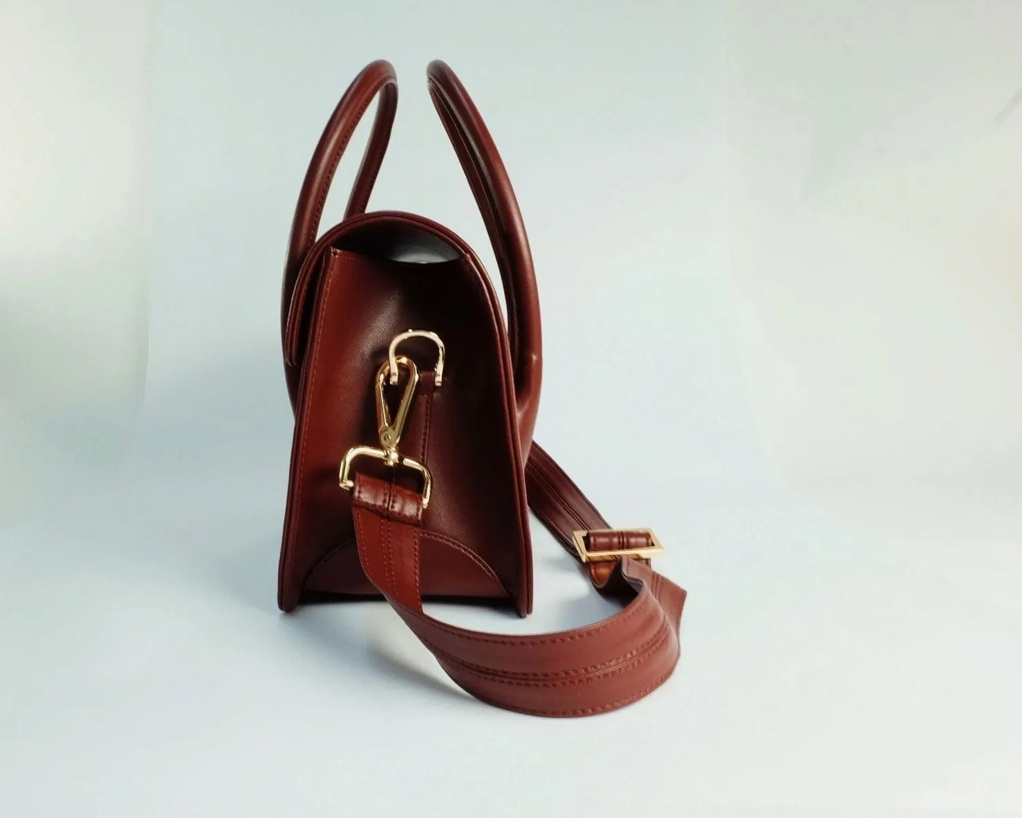 Kensington  Cactus Leather Vegan Bag | Red