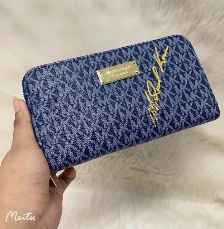 Long wallet with box