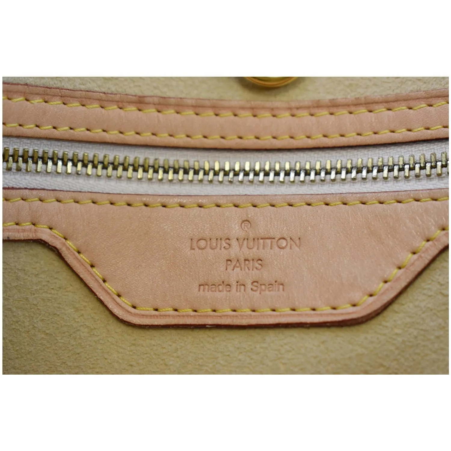 LOUIS VUITTON Damier Azur Hampstead MM Shoulder Bag White