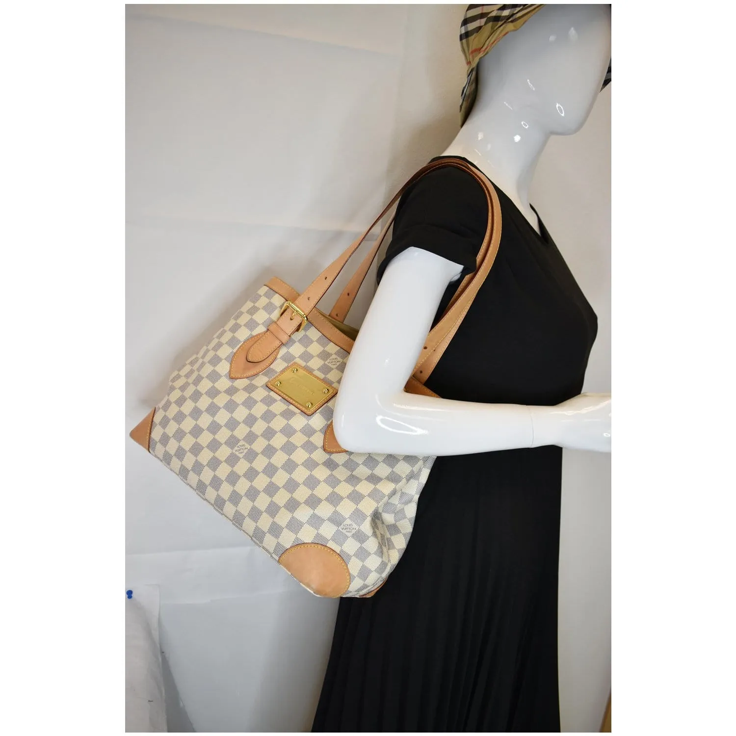LOUIS VUITTON Damier Azur Hampstead MM Shoulder Bag White