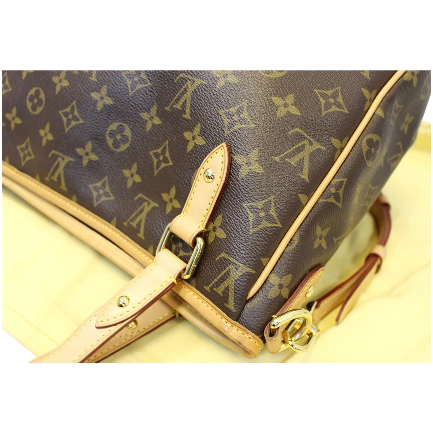 LOUIS VUITTON Estrela MM Monogram Canvas Shoulder Bag