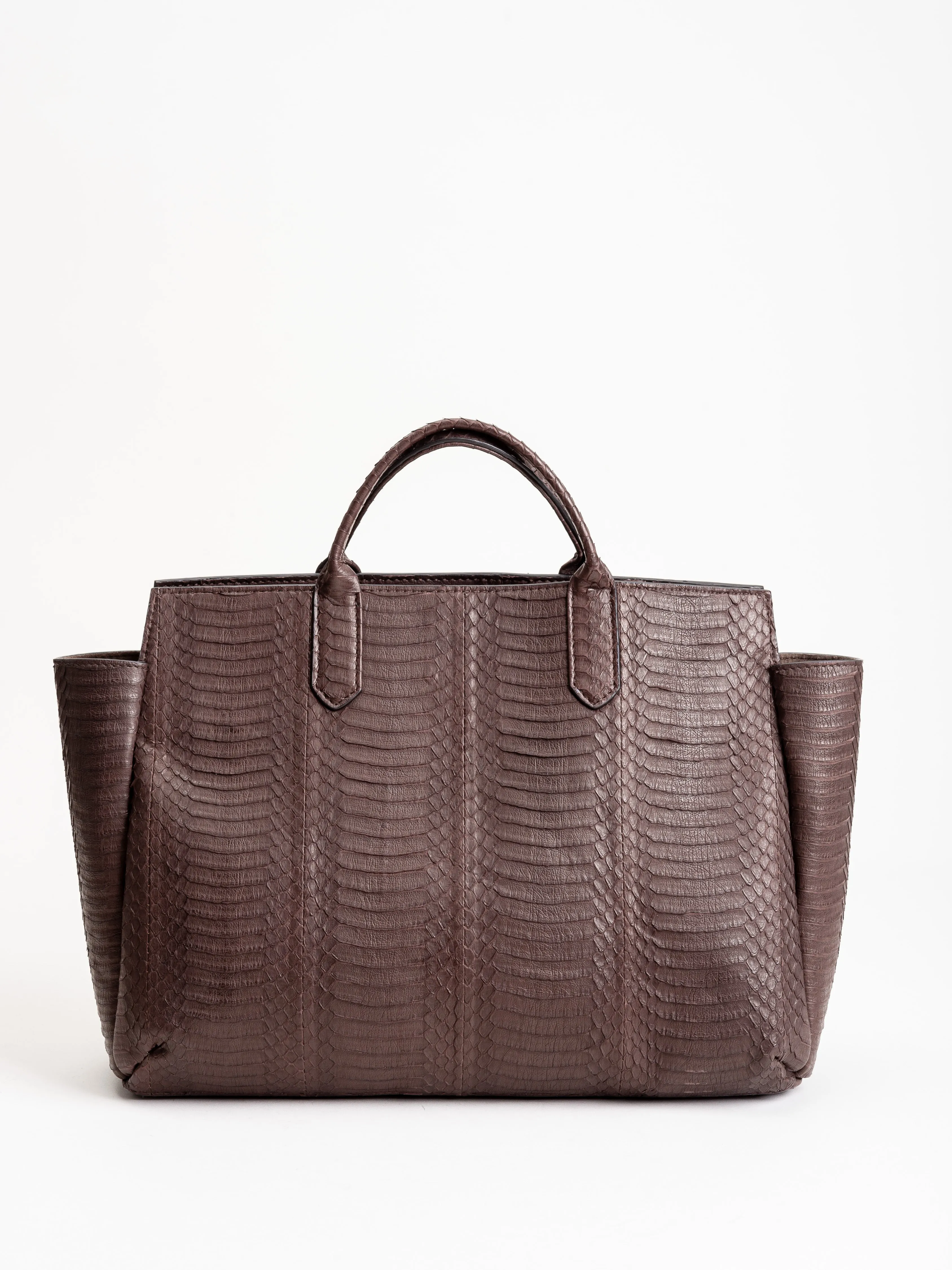 medium catchall - dark brown whipsnake