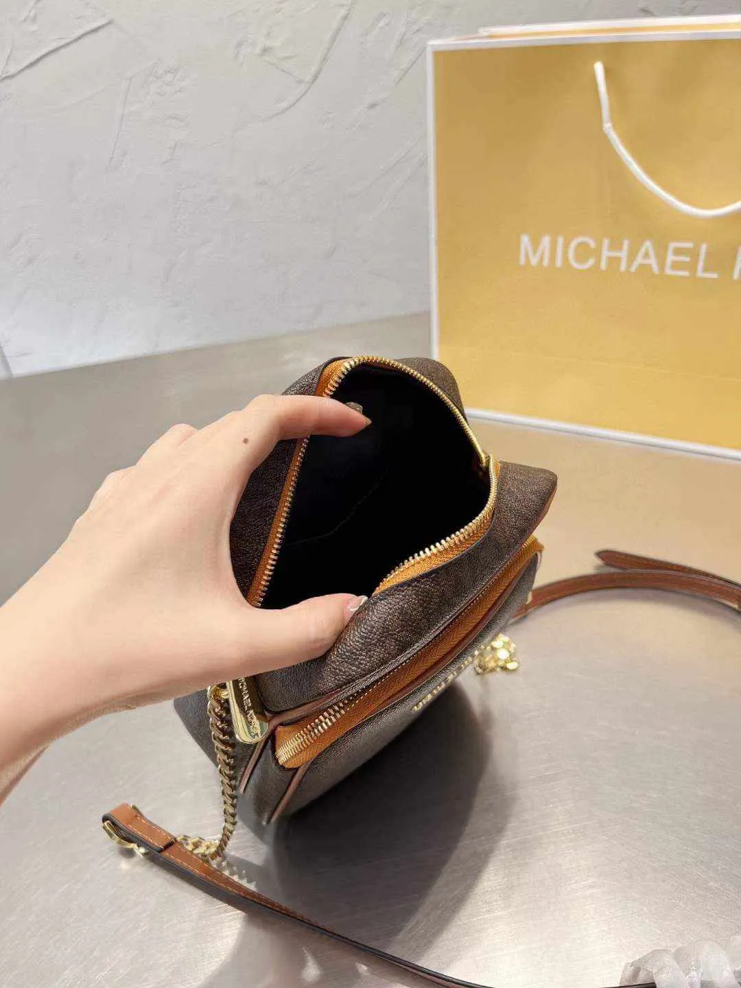 Men's Sling Bag