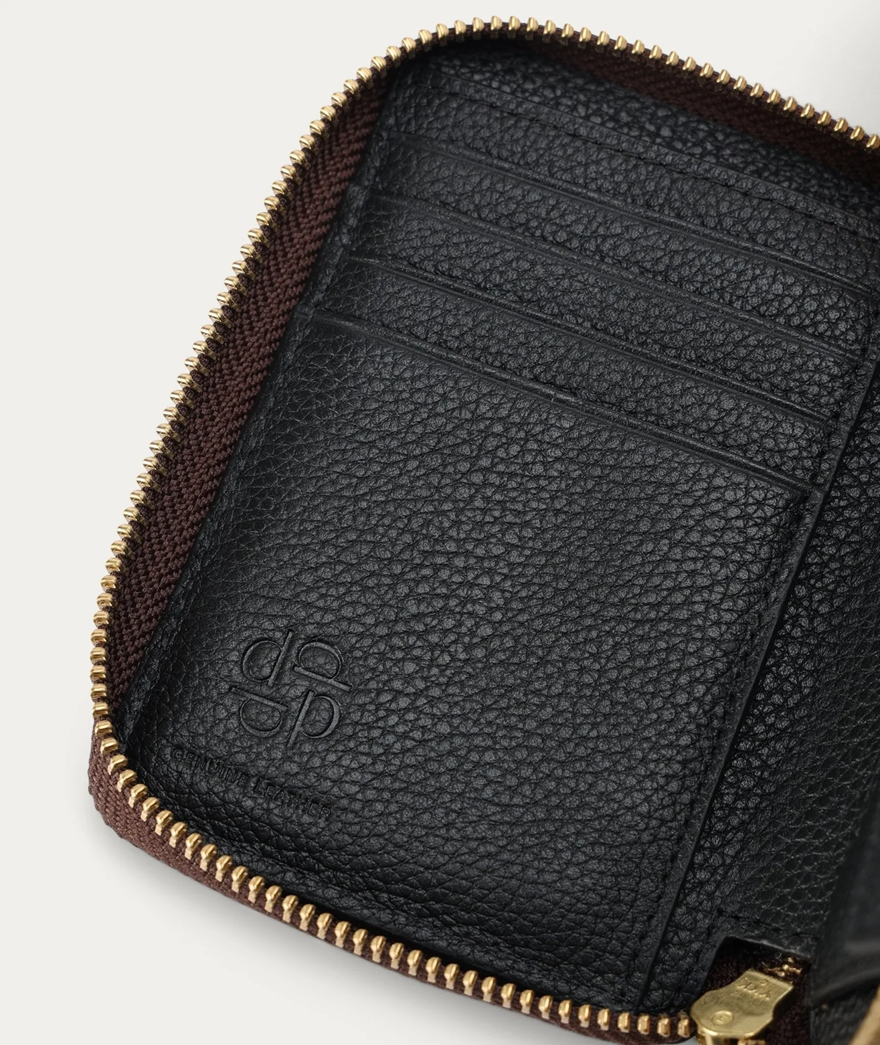 Mini Wallet | Espresso Croc