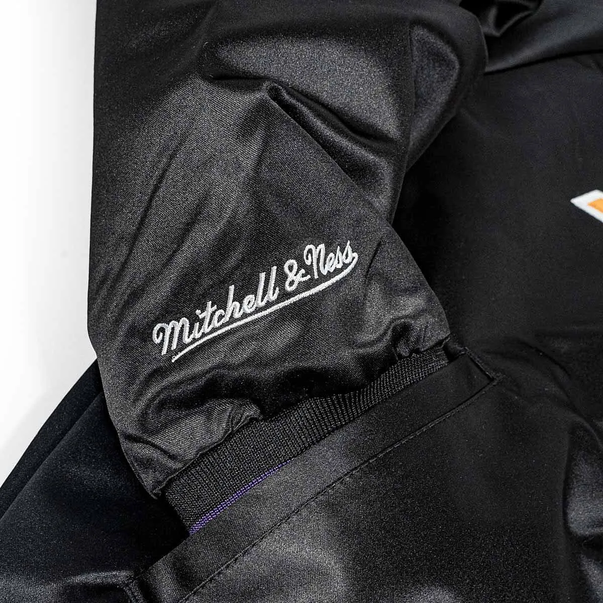 Mitchell & Ness Lightweight Satin Jacket Los Angeles Lakers Black