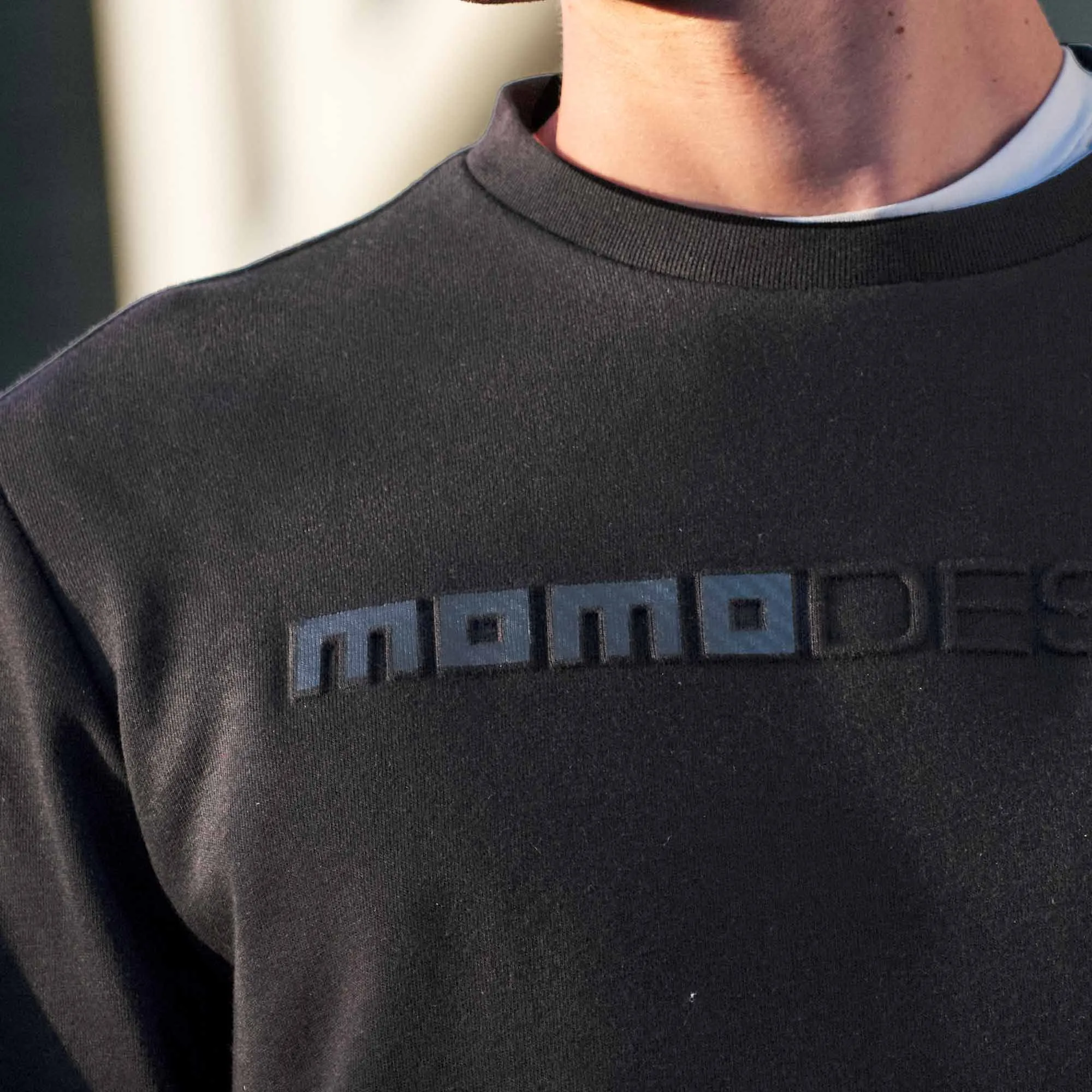 MOMODESIGN Felpa girocollo nero VIERGE