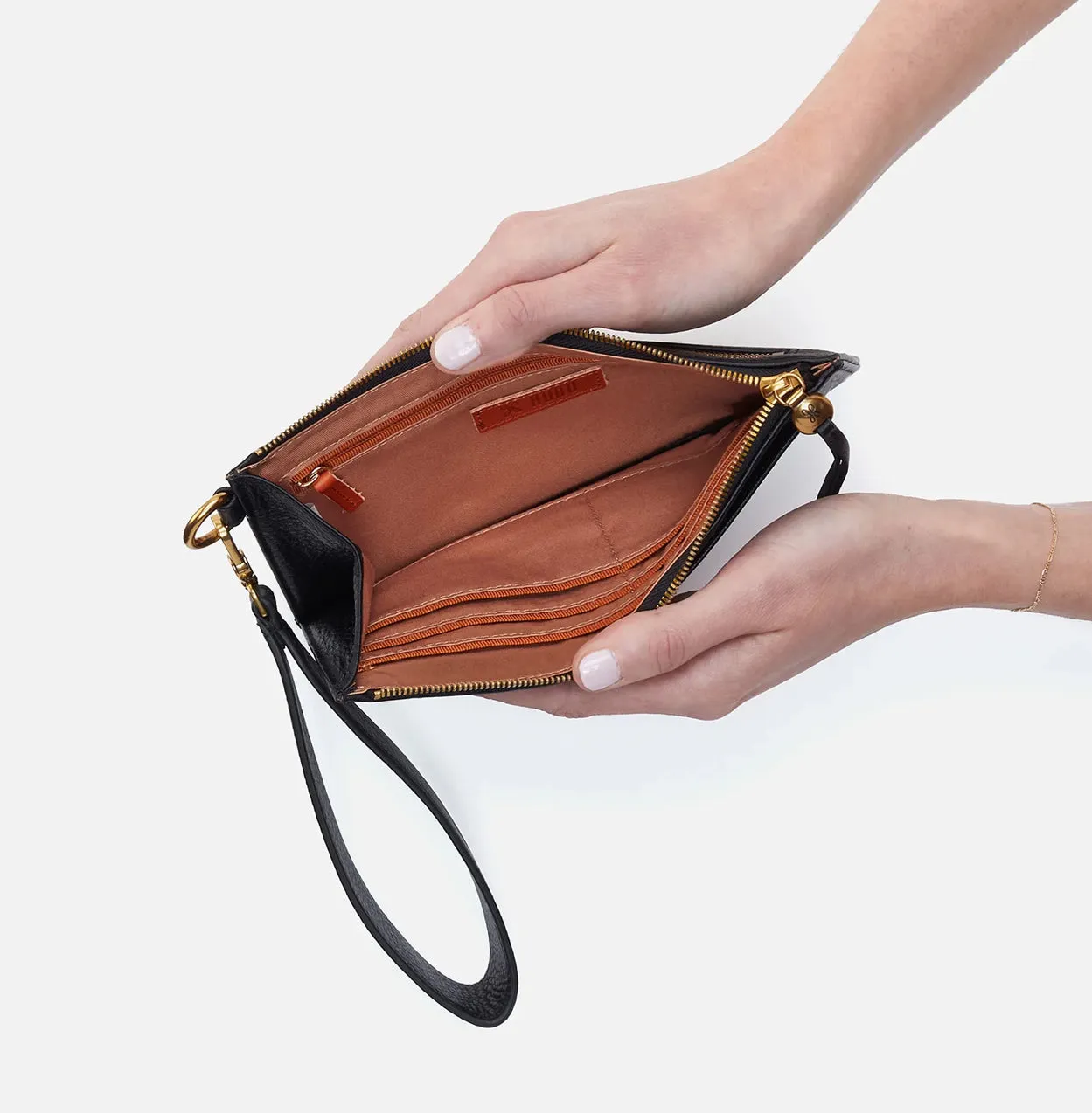NEW Hobo HART Wristlet - Black
