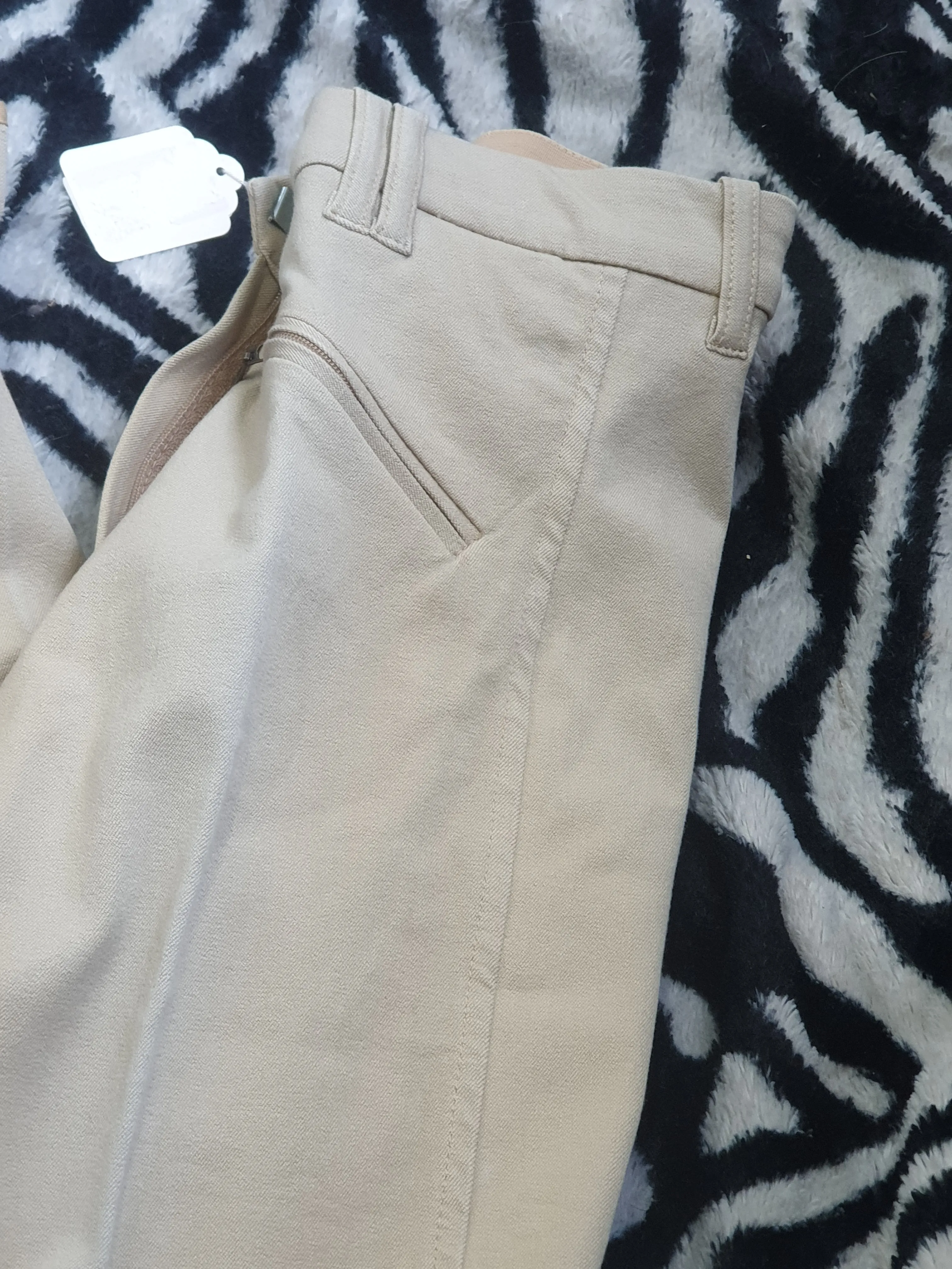 New size 8 Falpro beige jodhpurs FREE POSTAGE☆