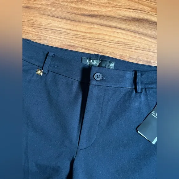 *NWT* Lauren Ralph Lauren Stretch Cotton Shorts Lauren Navy Size 8