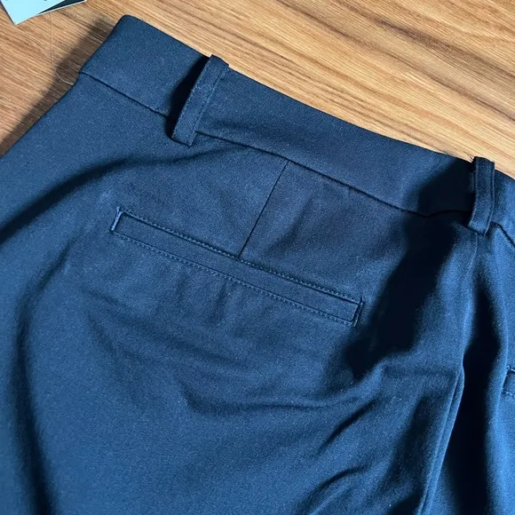 *NWT* Lauren Ralph Lauren Stretch Cotton Shorts Lauren Navy Size 8