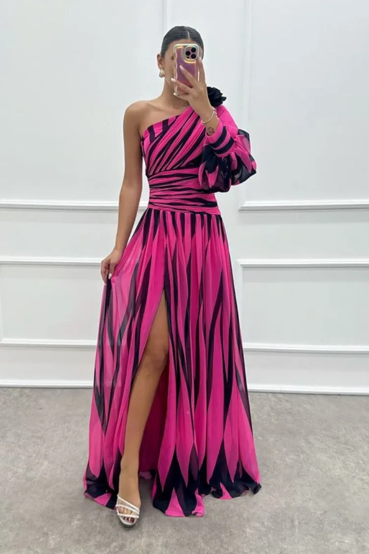 One-Shoulder Rose Detail Patterned Design Dress