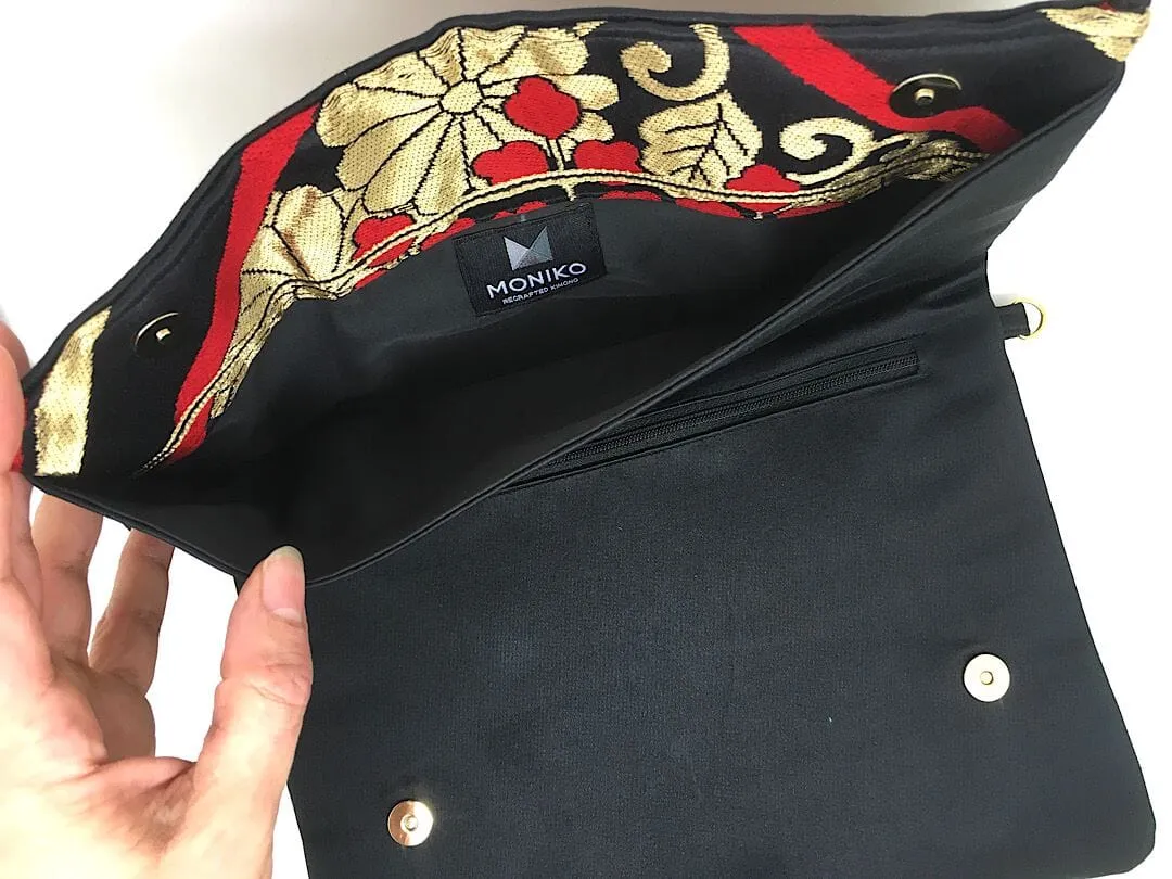 Ookii Kuukou Large Folding Wristlet Clutch 4838E