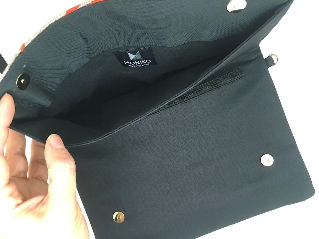 Ookii Kuukou Large Folding Wristlet Clutch 5469B