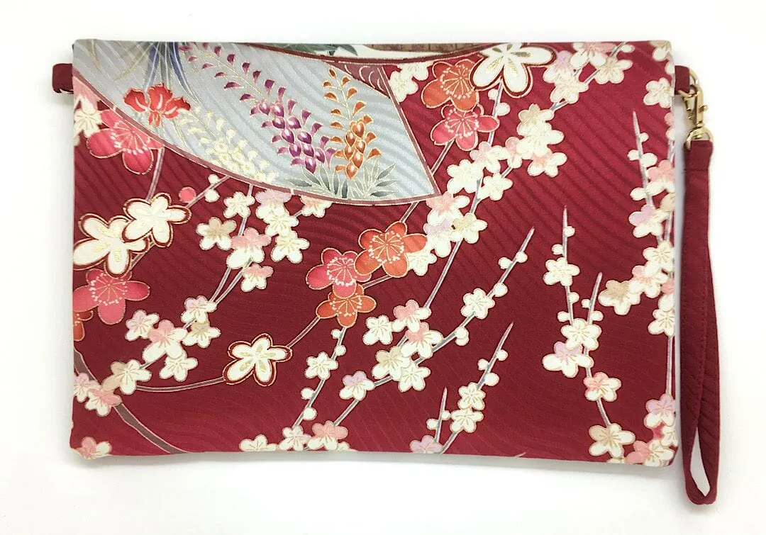 Ookii Kuukou Large Folding Wristlet Clutch 5585L